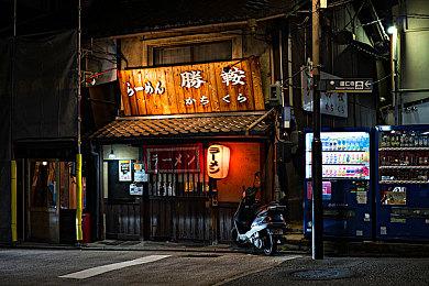 男性向恋爱真人互动影游《我和七个俏房客》Steam页面 发售日待定